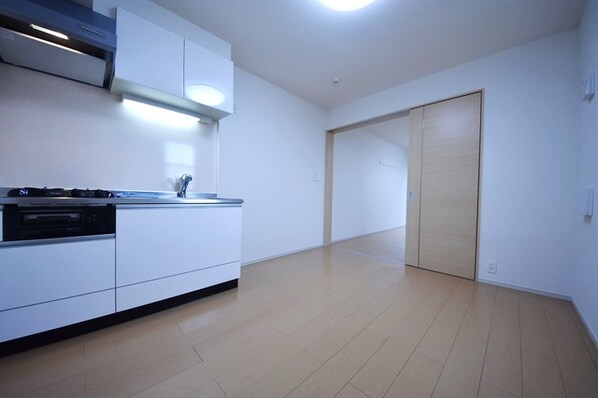 プレゼント ミューズの物件内観写真